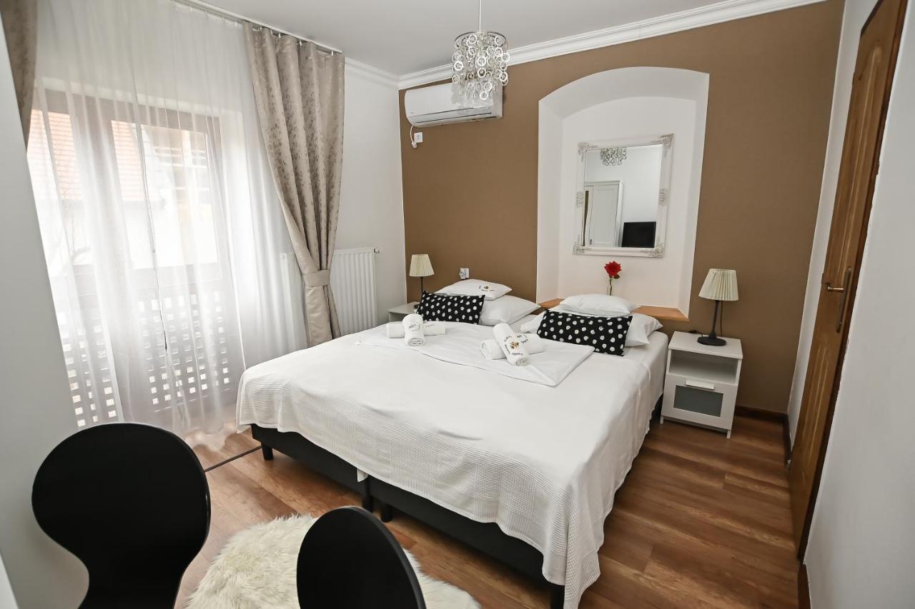 Vasko Panzio Borpince Bed and Breakfast Tokaj Eksteriør billede